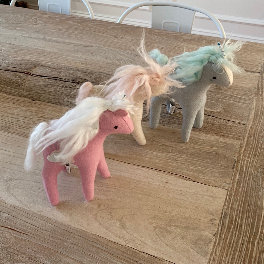 Land of nod/crate and barrel kids unicorns